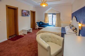 Люкс с 1 спальней в Отеле Green Palace Hotel